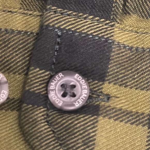 Eddie Bauer Green Plaid Flannel Button Shirt M - Picture 11 of 17